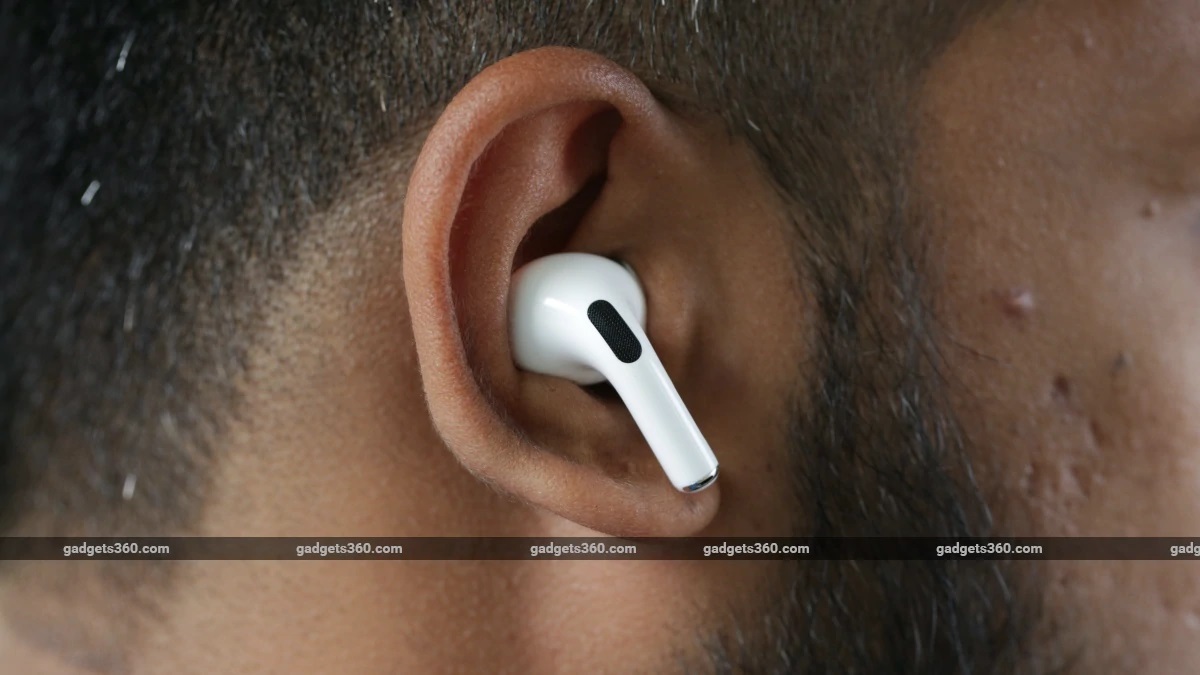 Apple Airpods_ A Review of This Leading Wireless Hearing Raon Digital